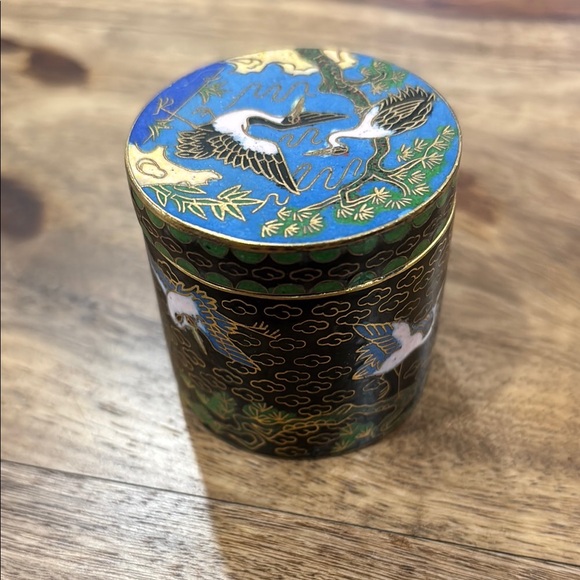 Vintage Chinese Cloisonné Elegant Blue and Black Decorative Box - Picture 2 of 8